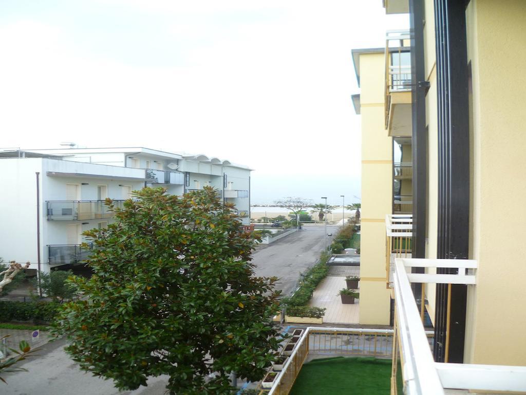 Hotel Glenn 里米尼 外观 照片