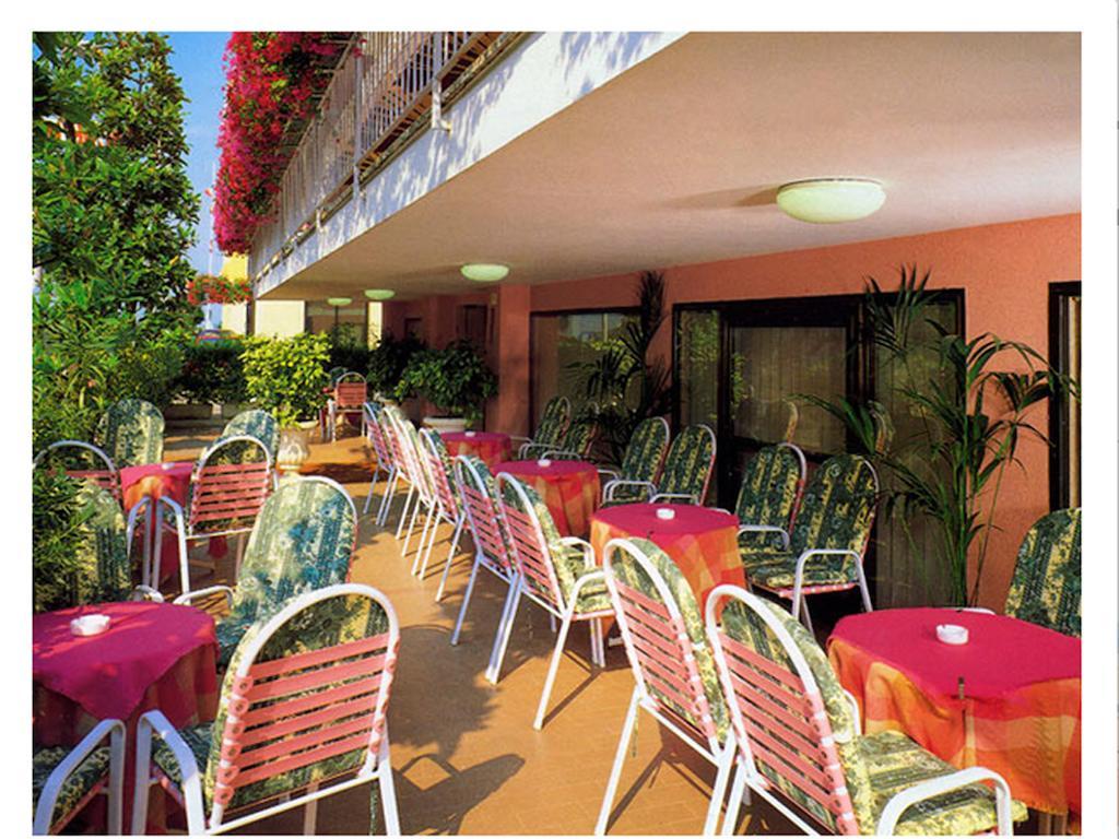 Hotel Glenn 里米尼 外观 照片